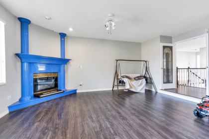 Kitchen Island Photo of 357 Mcgillivray Place, New Westminster, BC