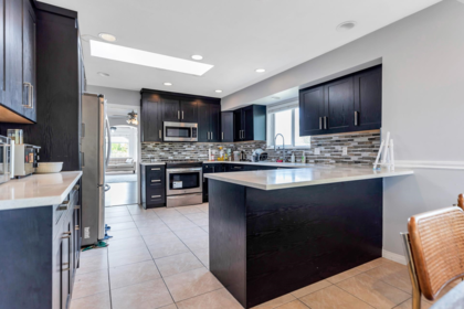 Primary Bedroom Photo of 357 Mcgillivray Place, New Westminster, BC