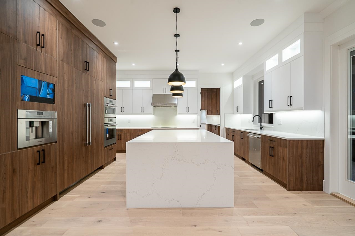 Living Room Photo of 1232 Parker Street, White Rock, BC