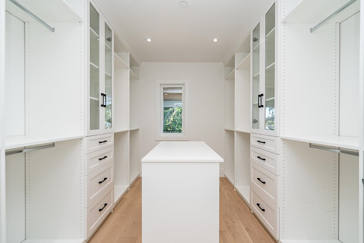 Office / Den Photo of 1232 Parker Street, White Rock, BC