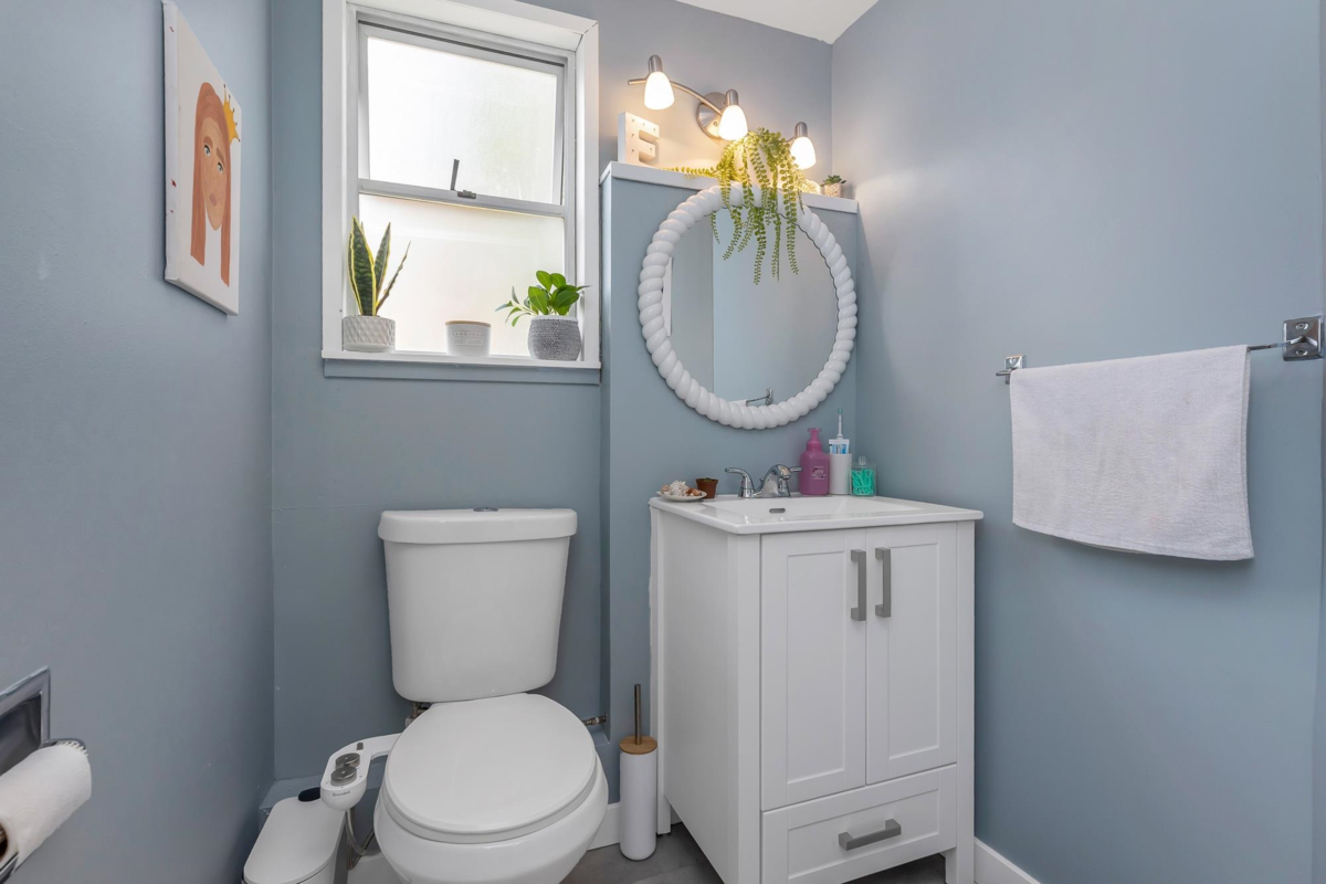 Backyard Photo of 3419 Juniper Crescent, Abbotsford, BC