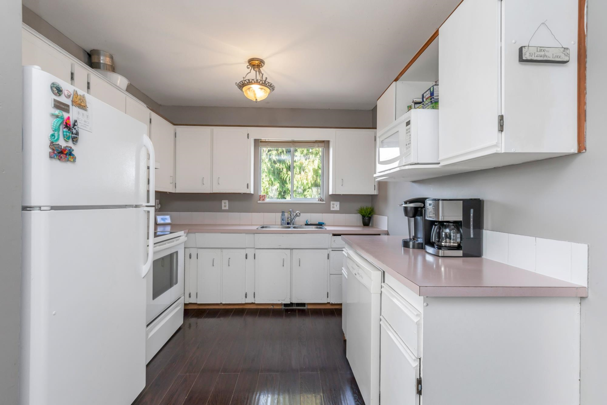 Bedroom 2 Photo of 3419 Juniper Crescent, Abbotsford, BC