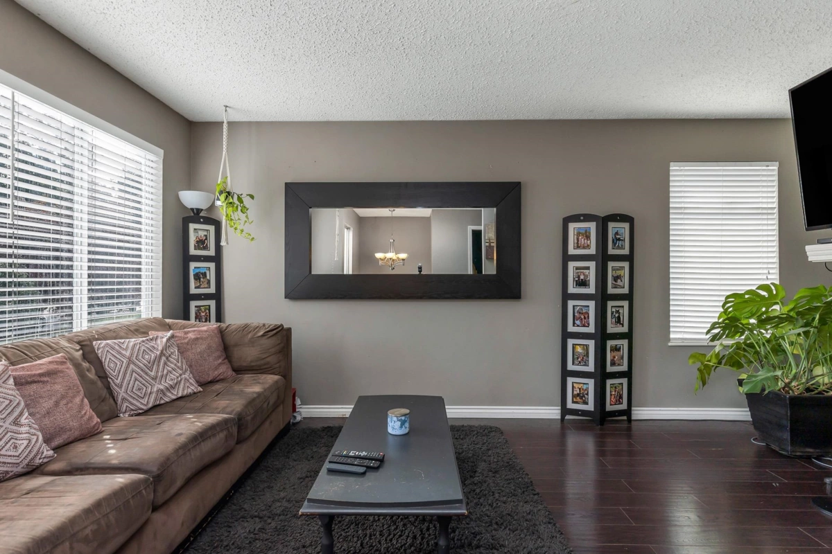 Breakfast Nook Photo of 3419 Juniper Crescent, Abbotsford, BC