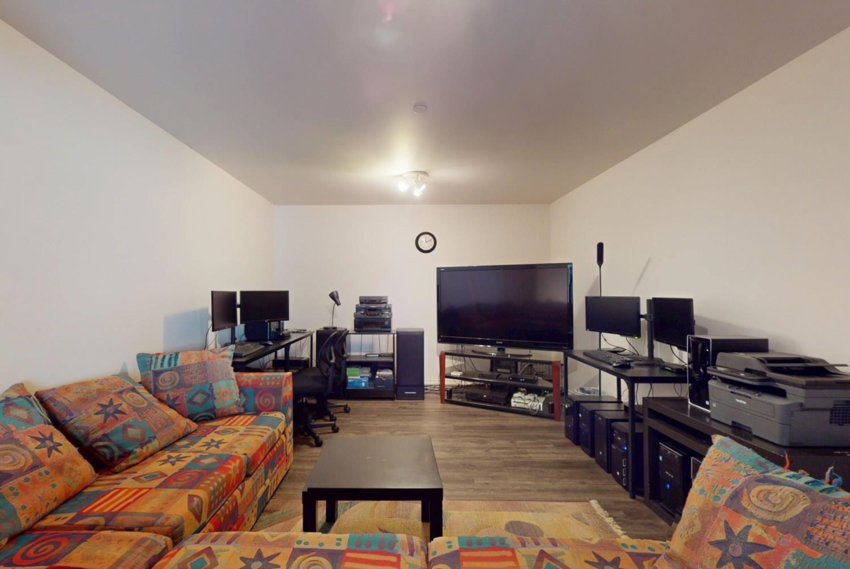 Front Yard Photo of 1926 W 62nd Avenue, Vancouver, BC