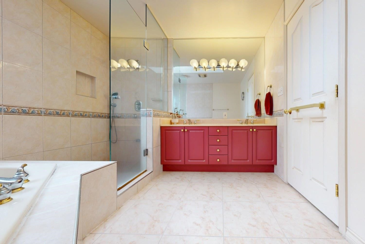 Laundry Room Photo of 1926 W 62nd Avenue, Vancouver, BC