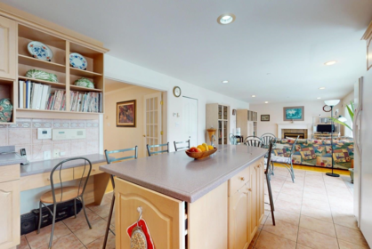 Breakfast Nook Photo of 1926 W 62nd Avenue, Vancouver, BC