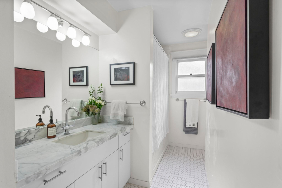 Bedroom 3 Photo of 1365 W 7th Avenue, Vancouver, BC