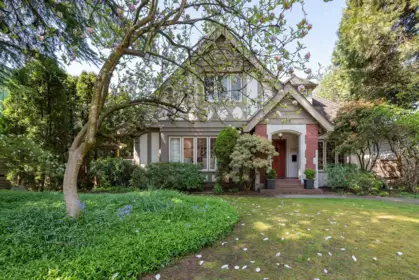 505 Queens Avenue, New Westminster, BC, New Westminster — Single Family Residence for sale