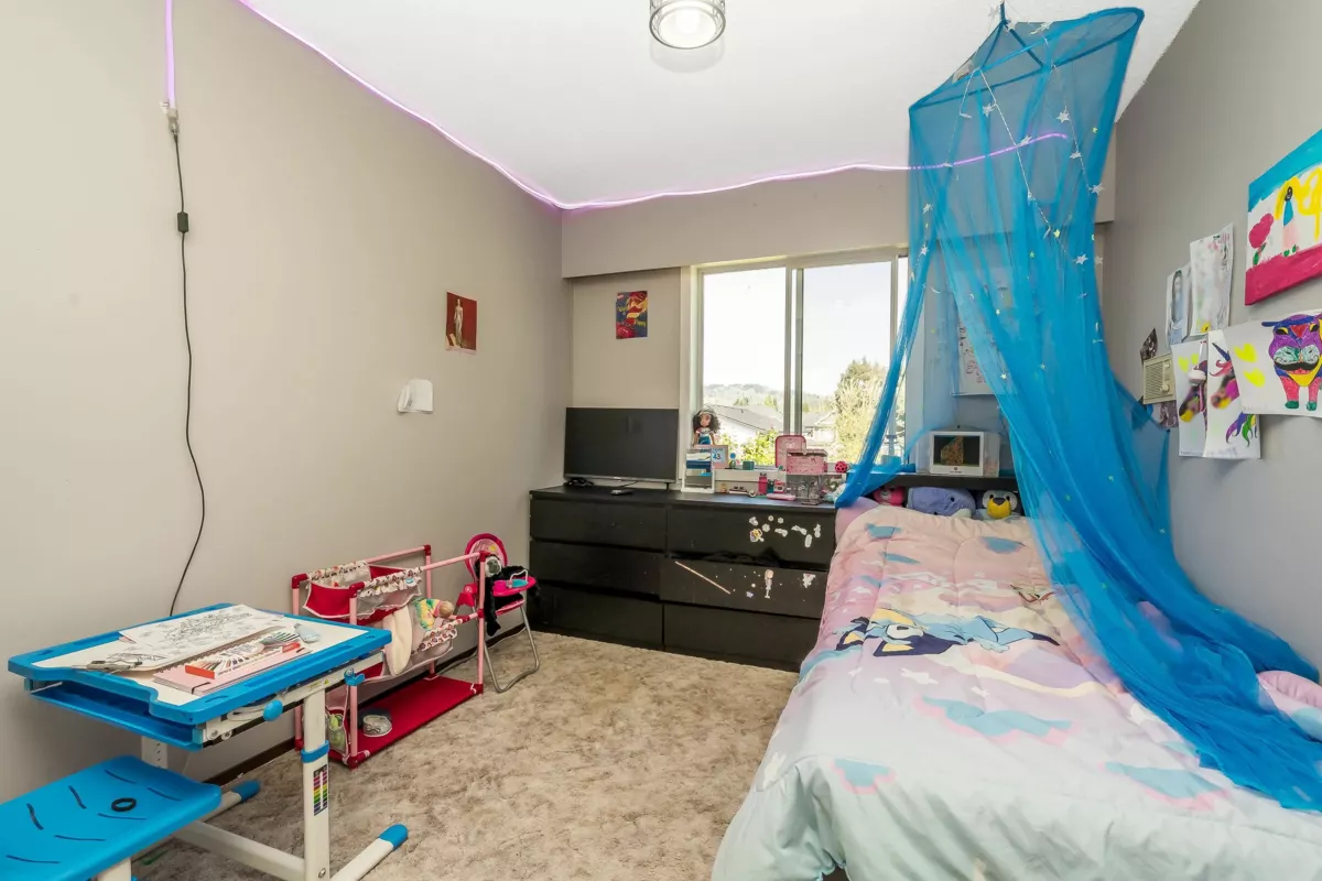 Basement Recreation Room Photo of 32025 Trembath Avenue, Mission, BC