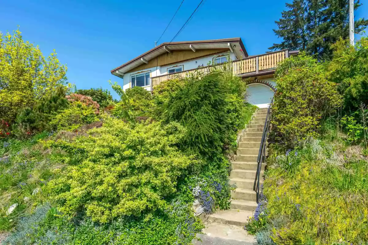 Exterior Front Photo of 32025 Trembath Avenue, Mission, BC