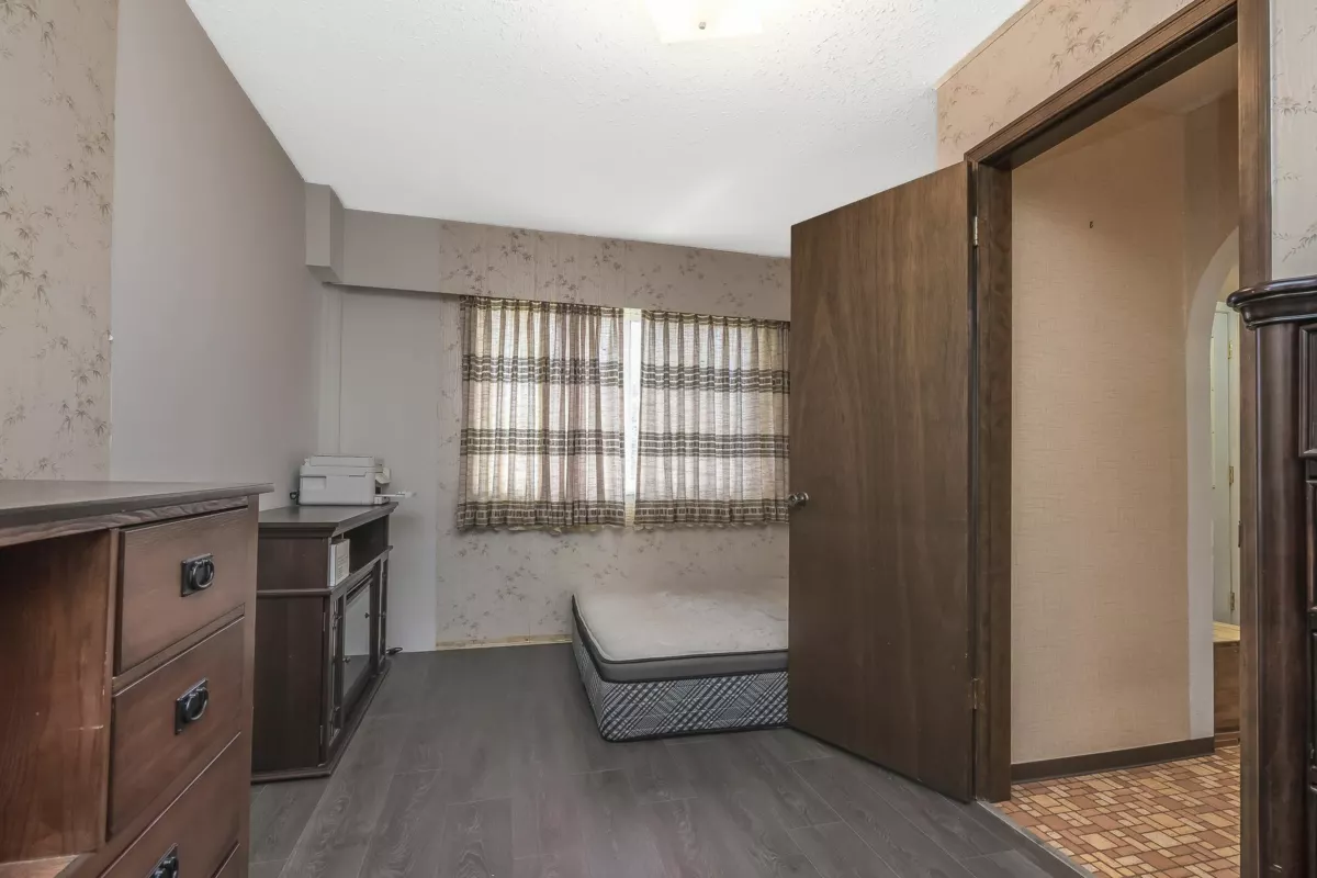 Hallway Photo of 32025 Trembath Avenue, Mission, BC