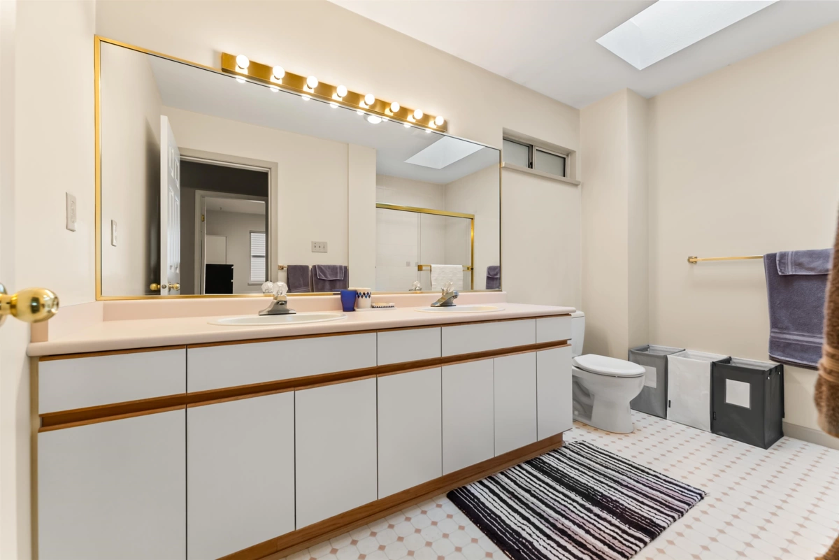 Entry Foyer Photo of 4 7531 No. 1 Road, Richmond, BC