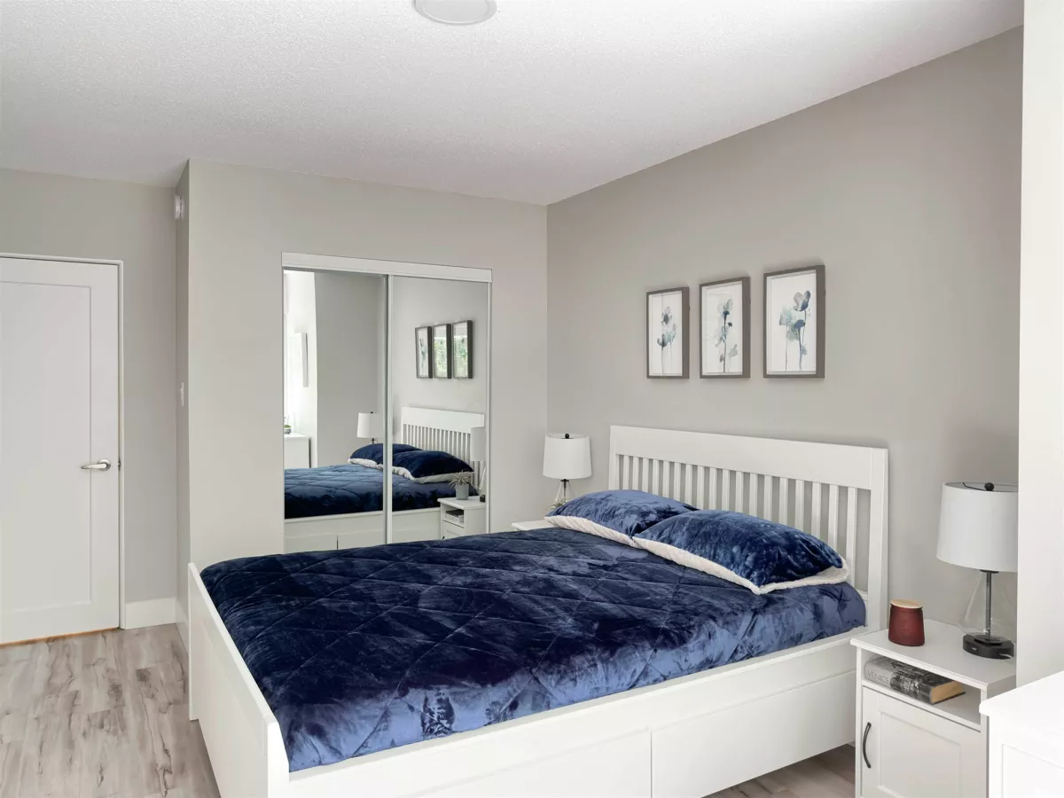 Breakfast Nook Photo of 1923 Parker Street, Vancouver, BC