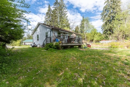 Garden / Landscaping Photo of 31474 Townshipline Avenue, Mission, BC