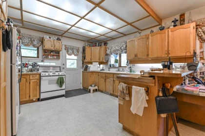 Mudroom Photo of 31474 Townshipline Avenue, Mission, BC