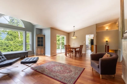 5803 Marine Way, Sechelt, BC, Sechelt — Single Family Residence for sale