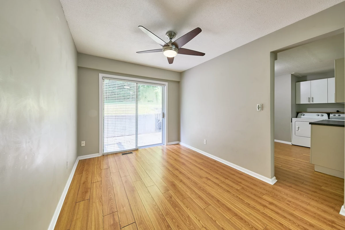 Breakfast Nook Photo of 12313 Mcnutt Road, Maple Ridge, BC