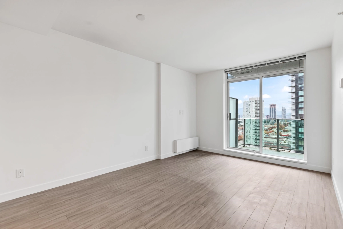 Kitchen Island Photo of 2406 13655 Fraser Highway, Surrey, BC