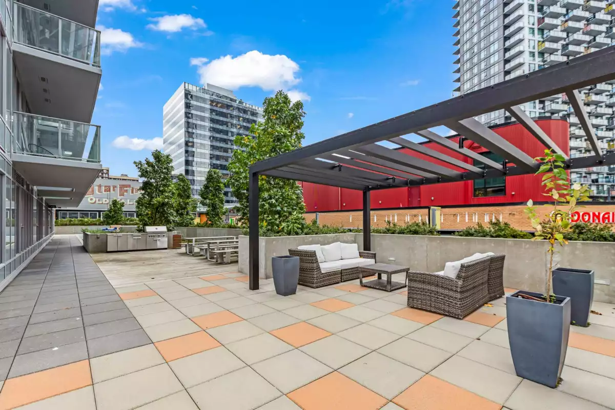 Office / Den Photo of 2406 13655 Fraser Highway, Surrey, BC