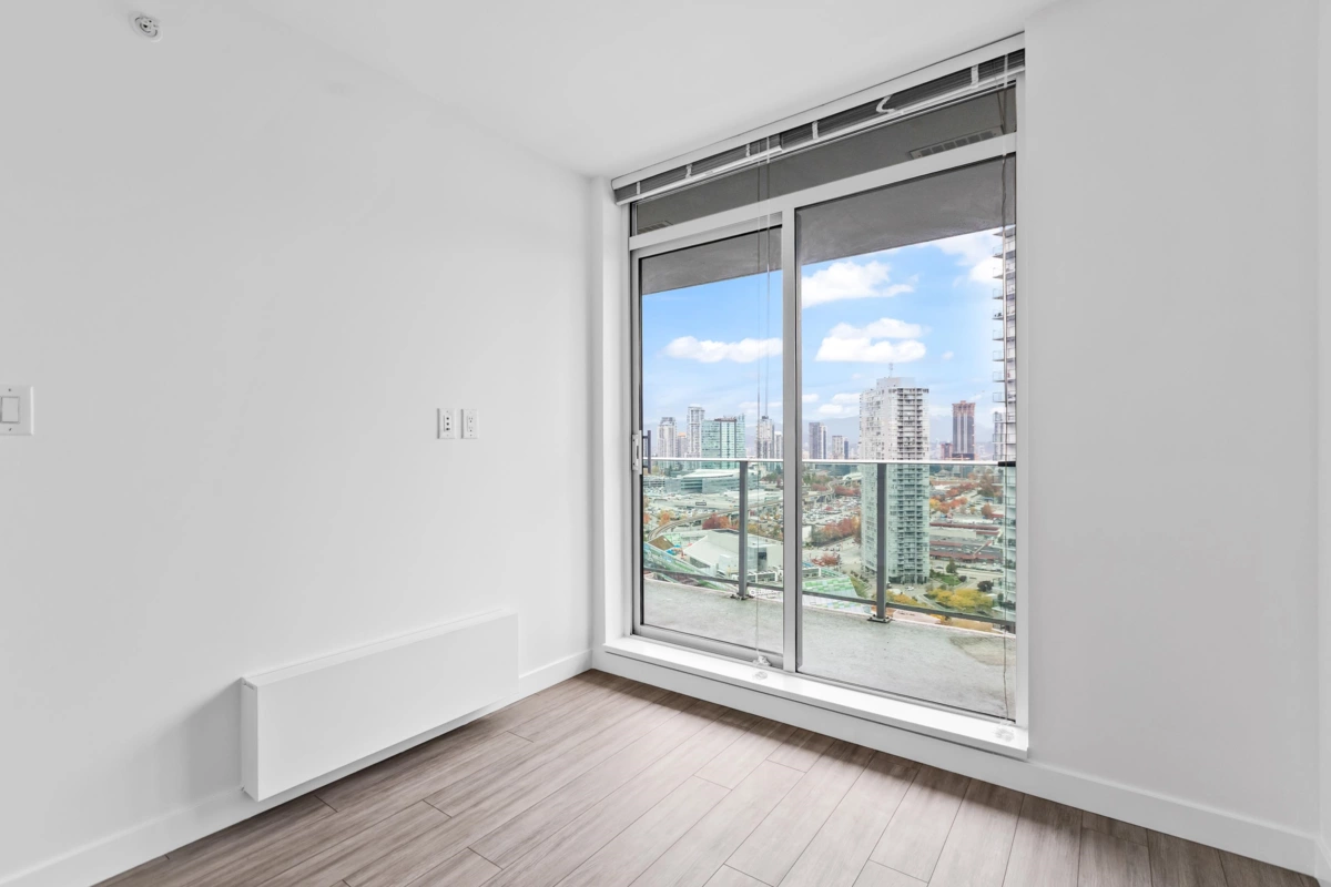 Primary Bedroom Photo of 2406 13655 Fraser Highway, Surrey, BC