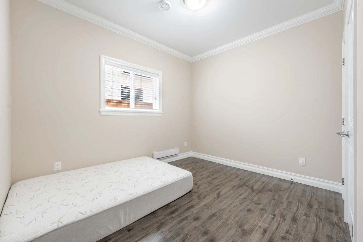 Entry Foyer Photo of 10938 131a Street, Surrey, BC