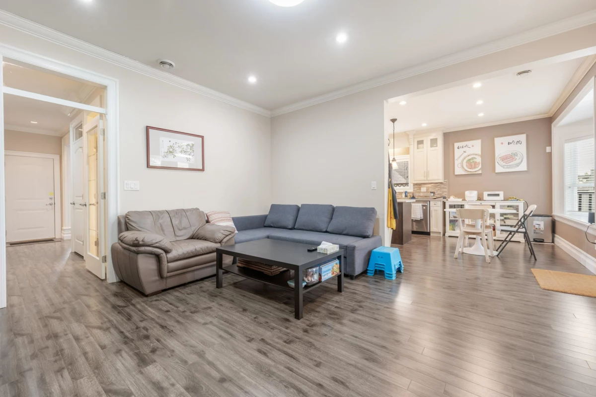 Primary Bathroom Photo of 10938 131a Street, Surrey, BC