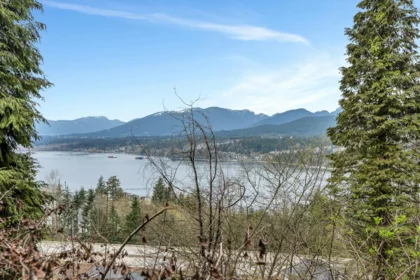 Office / Den Photo of 7235 Bayview Drive, Burnaby, BC