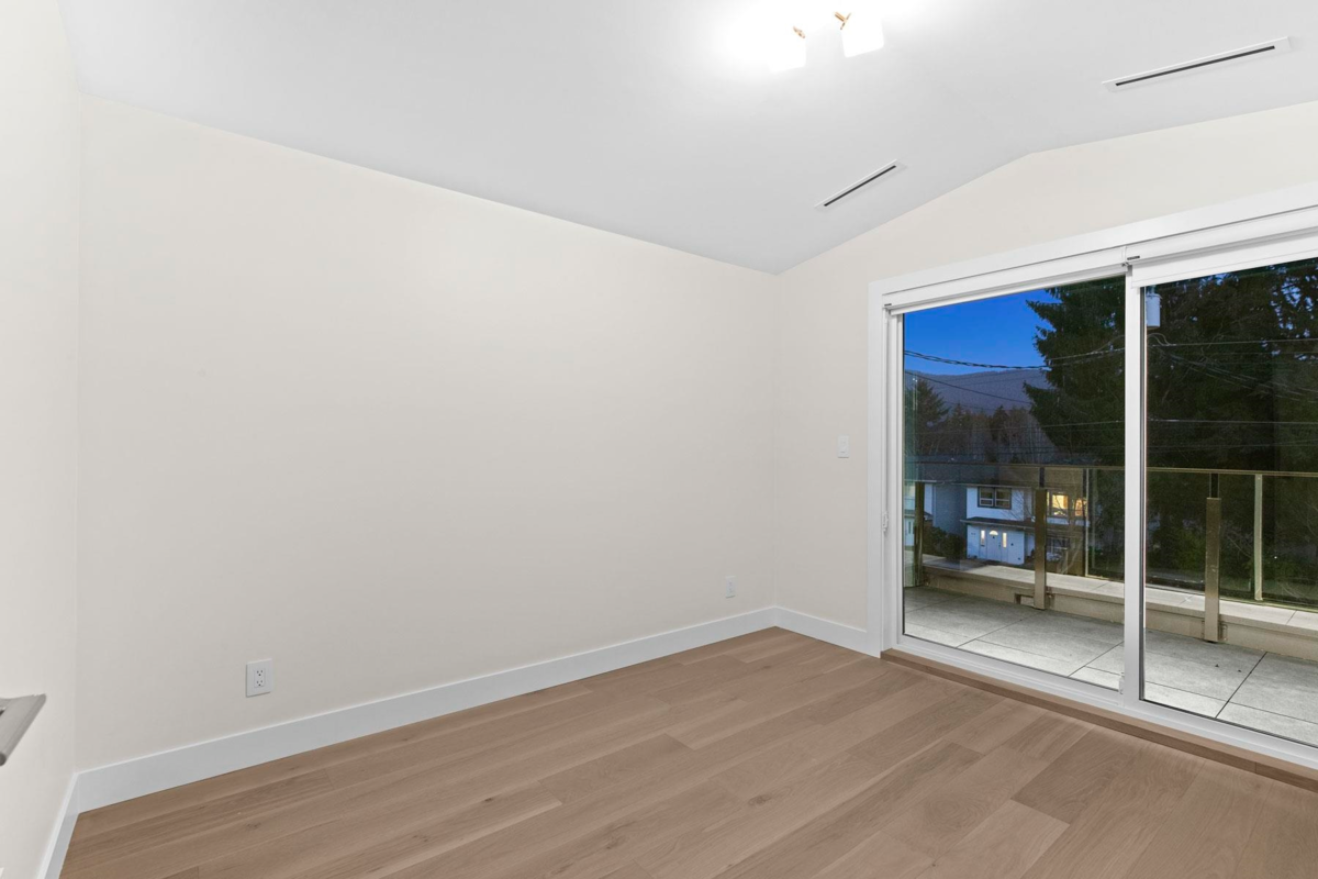 Basement Recreation Room Photo of 3071 Fromme Road, North Vancouver, BC