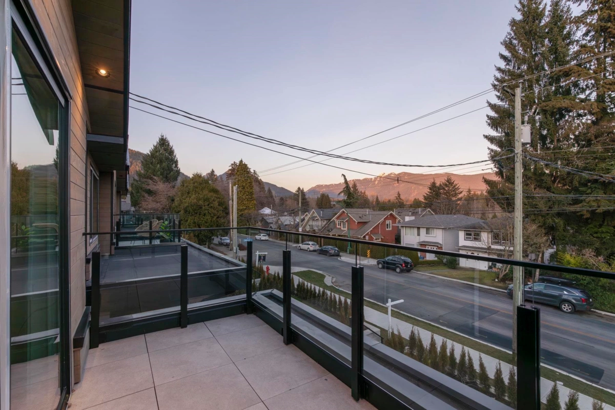 Community Amenities Photo (Clubhouse) of 3071 Fromme Road, North Vancouver, BC