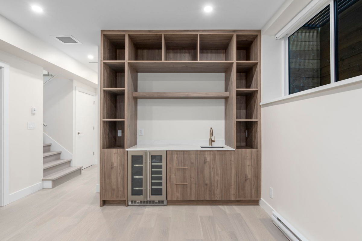 Front Yard Photo of 3071 Fromme Road, North Vancouver, BC