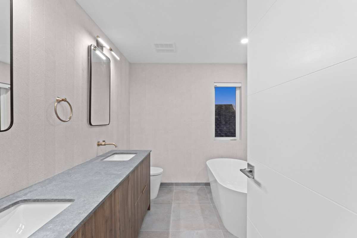 Garage Interior Photo of 3071 Fromme Road, North Vancouver, BC