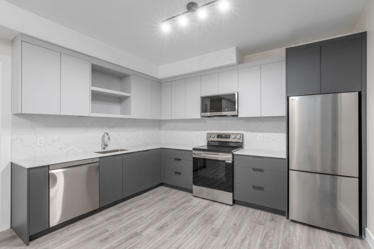 Hot Tub / Spa Photo of 3071 Fromme Road, North Vancouver, BC