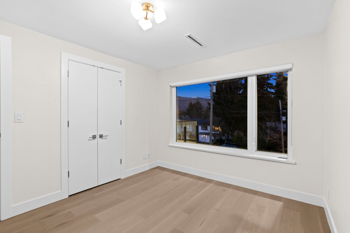 Mudroom Photo of 3071 Fromme Road, North Vancouver, BC