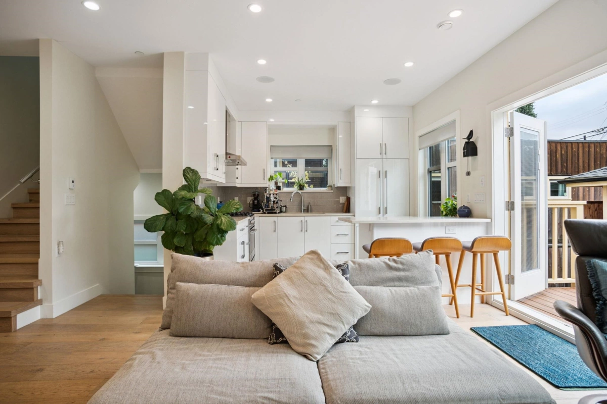 Exterior Rear Photo of 764 E 14th Avenue, Vancouver, BC