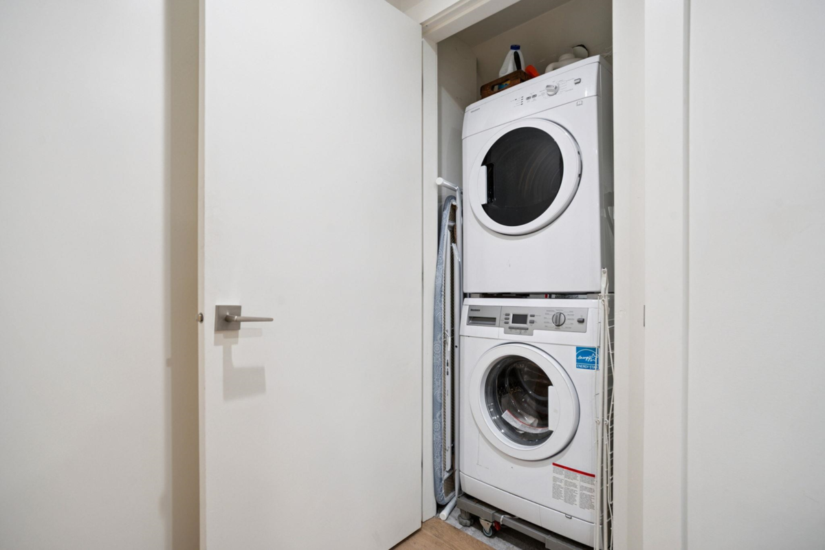 Mudroom Photo of 764 E 14th Avenue, Vancouver, BC