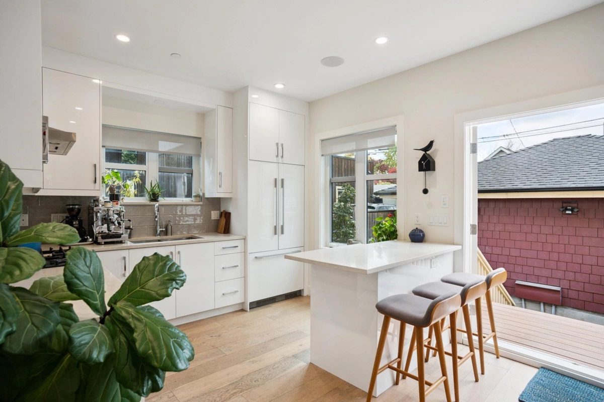 Primary Bedroom Photo of 764 E 14th Avenue, Vancouver, BC