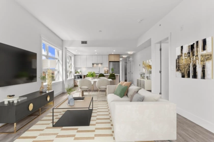 306 4788 Hastings Street, Burnaby, BC, Burnaby — Apartment/Condo for sale