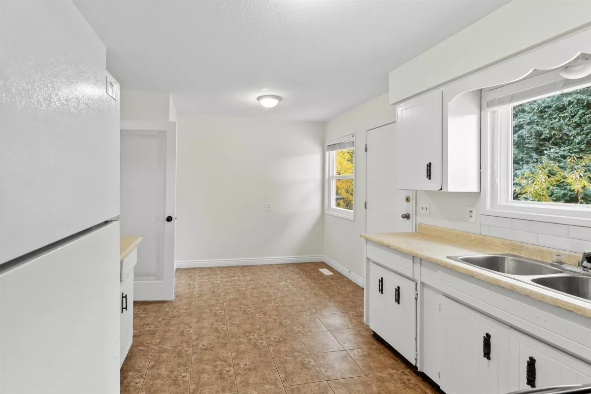 Bedroom 3 Photo of 3782 Lindsay Street, Abbotsford, BC