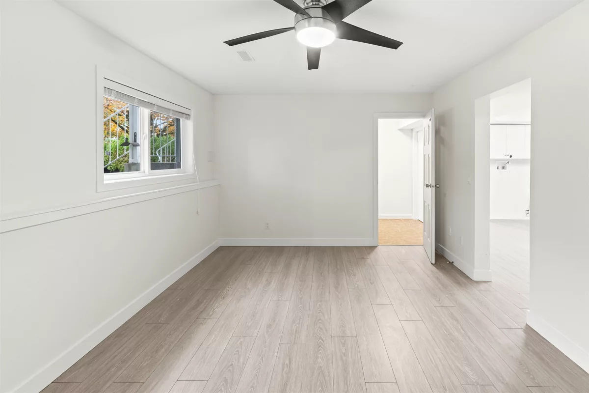 Hallway Photo of 3782 Lindsay Street, Abbotsford, BC