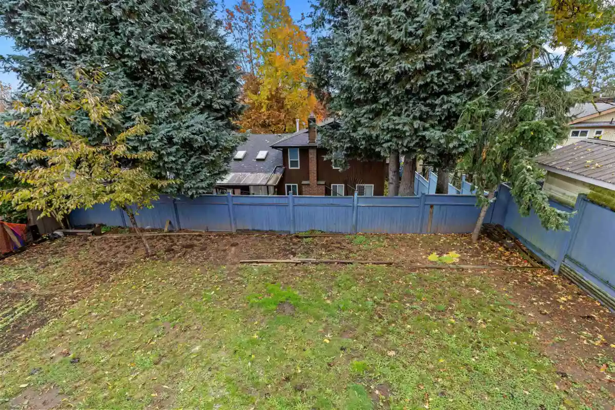 Hot Tub / Spa Photo of 3782 Lindsay Street, Abbotsford, BC