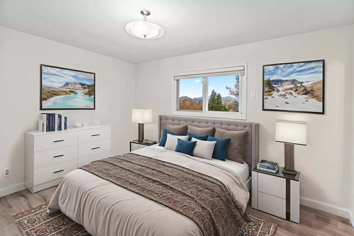 Kitchen Island Photo of 3782 Lindsay Street, Abbotsford, BC