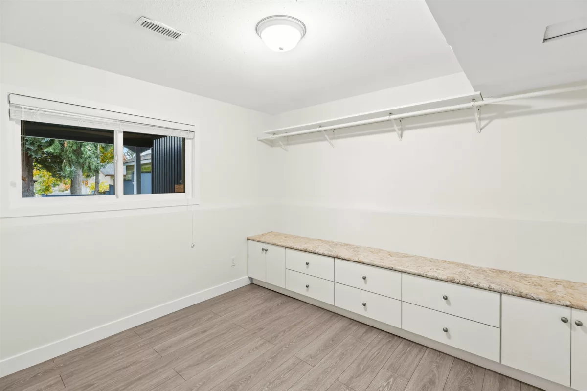 Staircase Photo of 3782 Lindsay Street, Abbotsford, BC