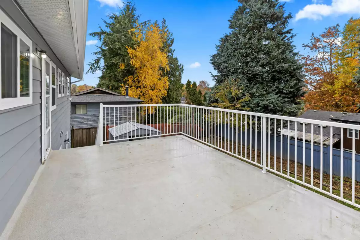 Swimming Pool Photo of 3782 Lindsay Street, Abbotsford, BC