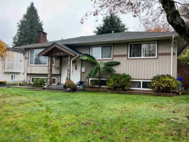 Garden / Landscaping Photo of 12542 Grove Crescent, Surrey, BC