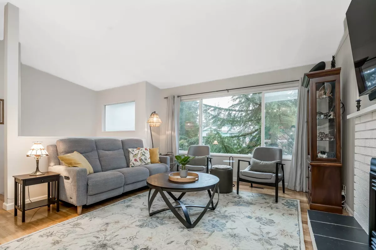 Kitchen Photo of 20738 38a Avenue, Langley, BC