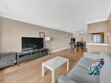 1106 6595 Willingdon Avenue, Burnaby, BC, Burnaby — Apartment/Condo for sale