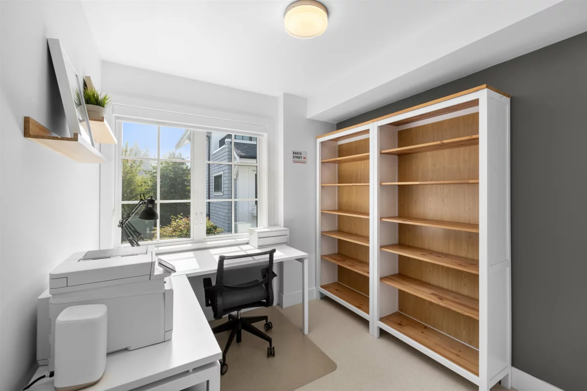 Bedroom 2 Photo of 6 1133 Ridgewood Drive, North Vancouver, BC