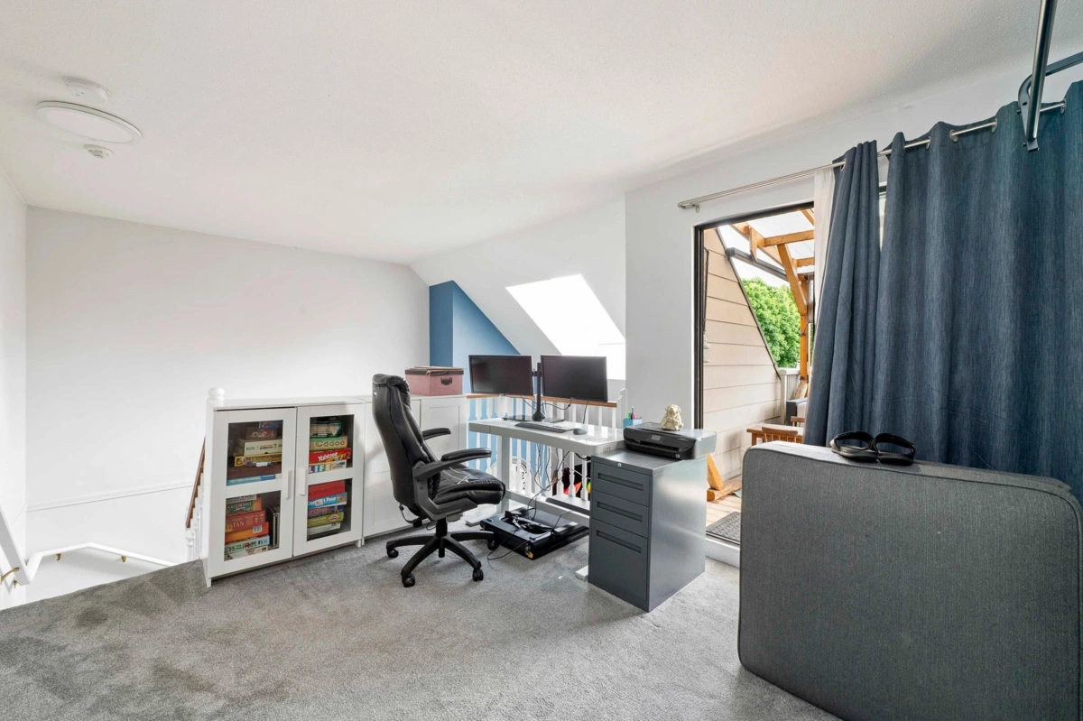 Loft / Bonus Room Photo of 410 777 Eighth Street, New Westminster, BC