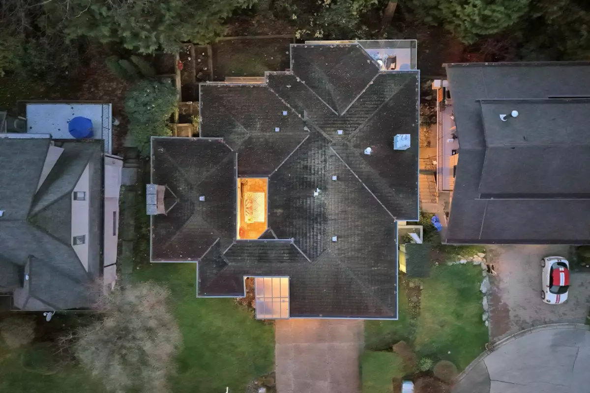 Garage Interior Photo of 8953 Nelson View, Delta, BC