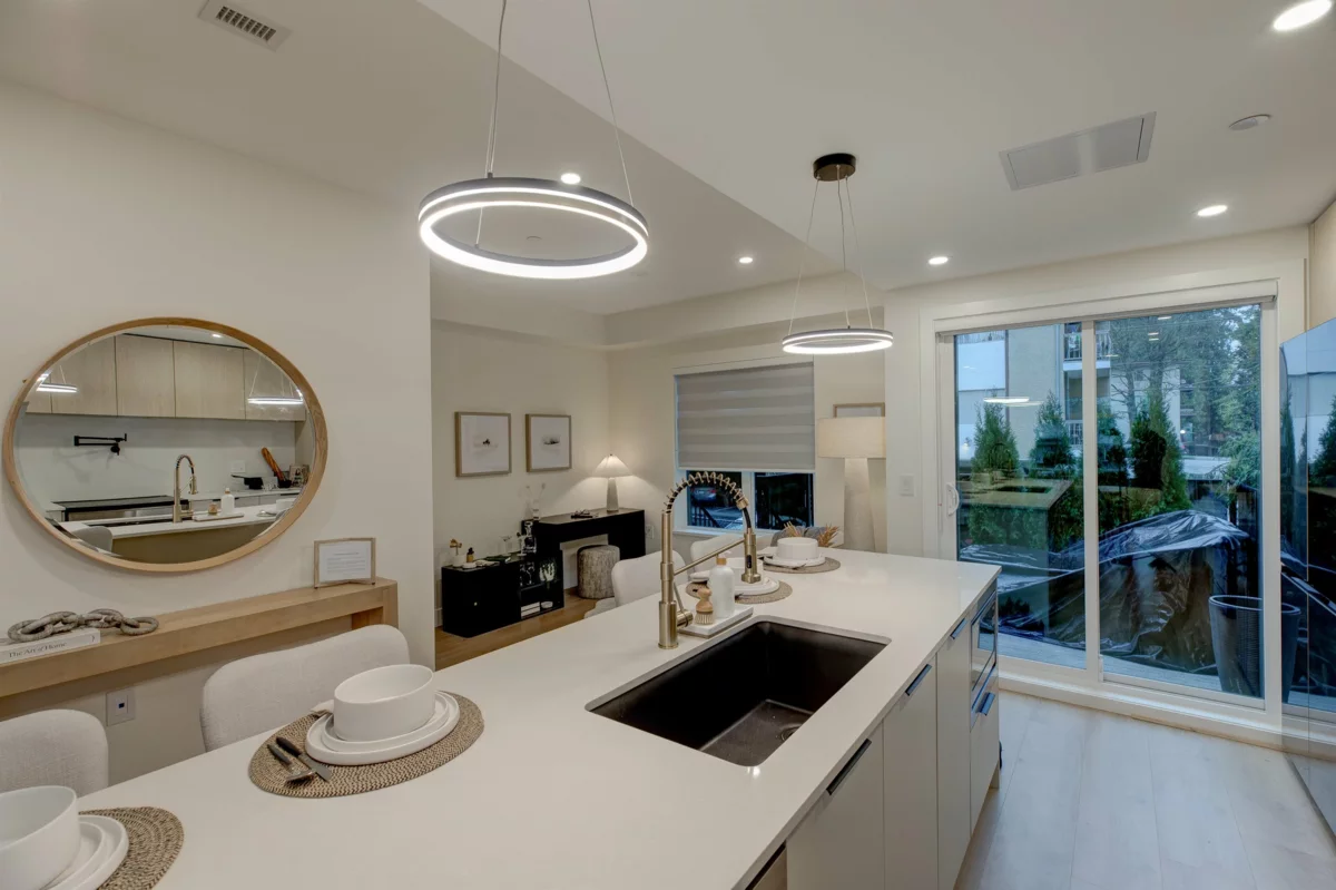 Dining Area Photo of 7 339 Keary Street, New Westminster, BC